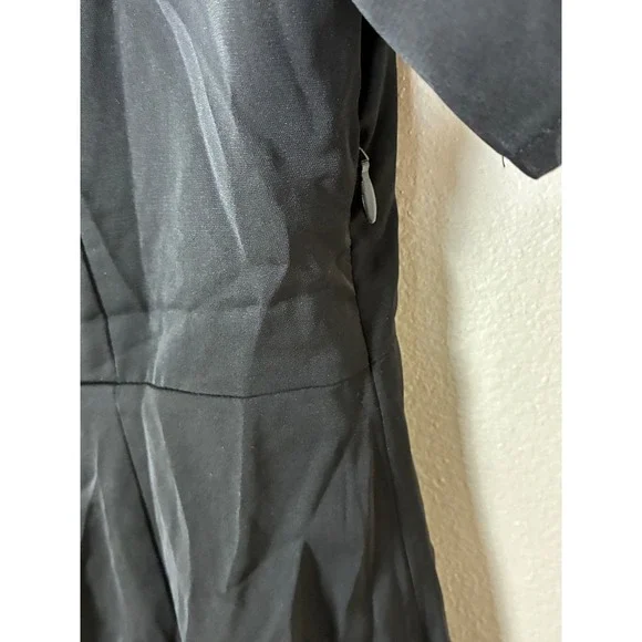 Cupshe Black Ruffle Front V-Neck Mini Dress Short SleeveSize S NEW (A9) - Picture 2 of 10